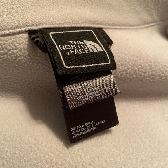 North Face Women’s Jacket - Picture 4 of 4